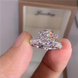 women 5 carat diamond ring